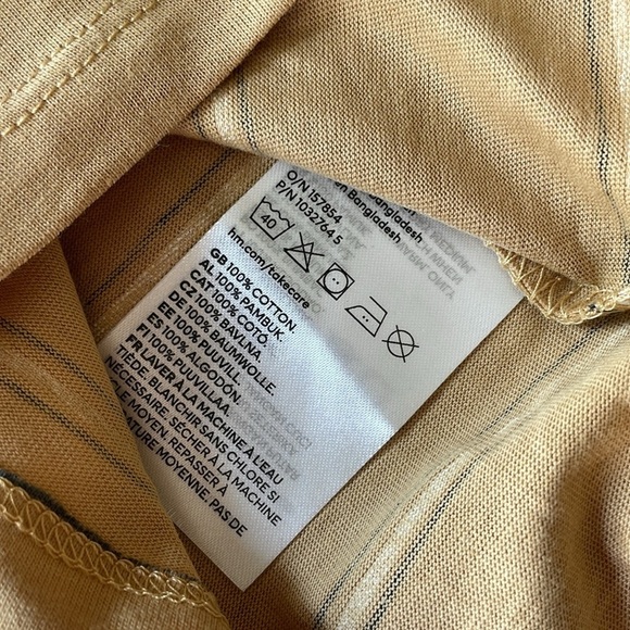 NWOT H&M boys tee size 5t/6 - Picture 2 of 4